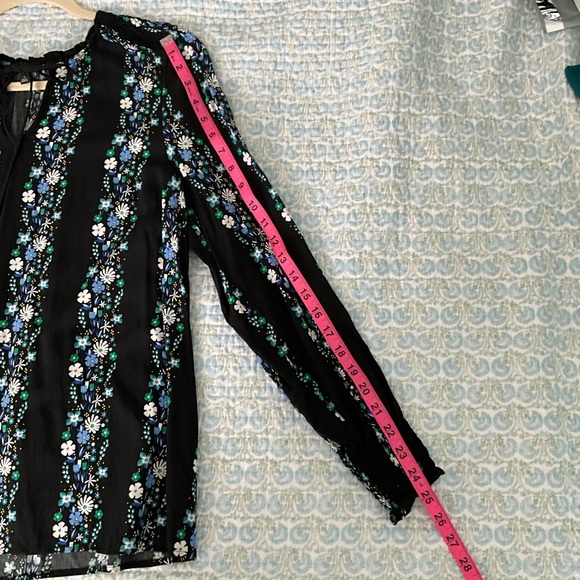 Talbots Tie Neck Smocked Floral Black Popover Top Size-Large - Picture 5 of 7